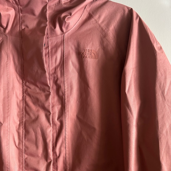 The North Face City Breeze Rain Parka II, Pink Moss XL - Picture 2 of 16